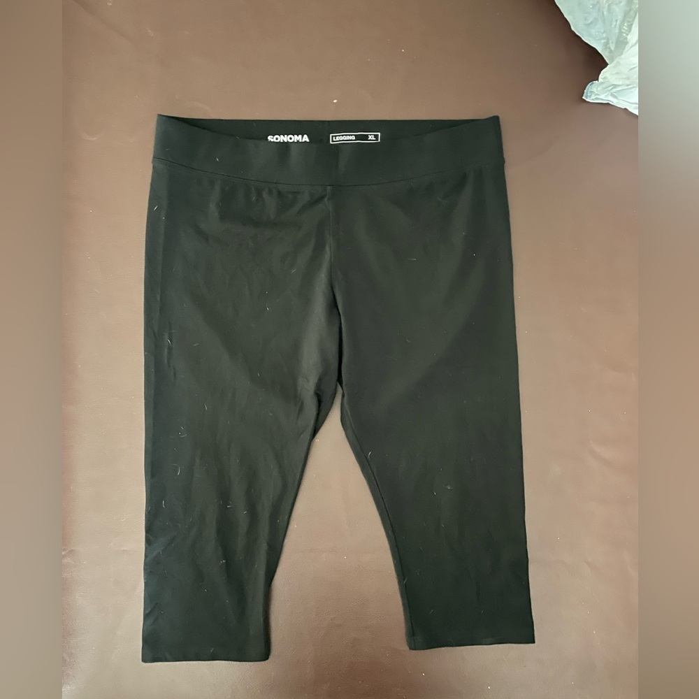Black Capri Leggings